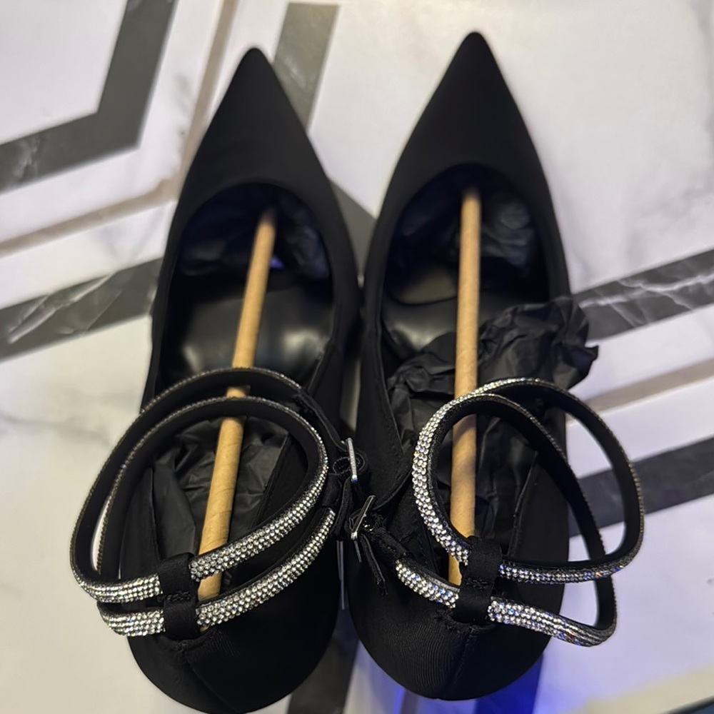 Mango Black Heels with Elegant Design